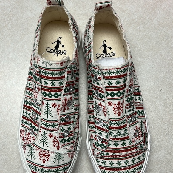 Corky’s women’s size 7 Babalu-Winter Edition Sneakers, Knit Trees - Picture 3 of 5